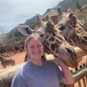 Meet your Posher, Hannah